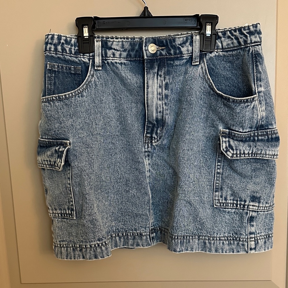 Denim Mini Skirt with Cargo Pockets L